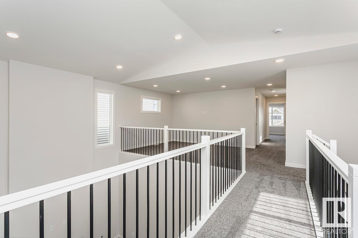 Photo 13 of 17408 2 St Nw, Edmonton AB