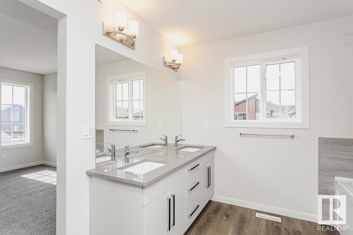 Photo 16 of 17408 2 St Nw, Edmonton AB