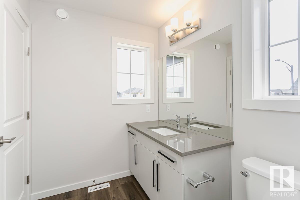 Photo 20 of 17408 2 St Nw, Edmonton AB