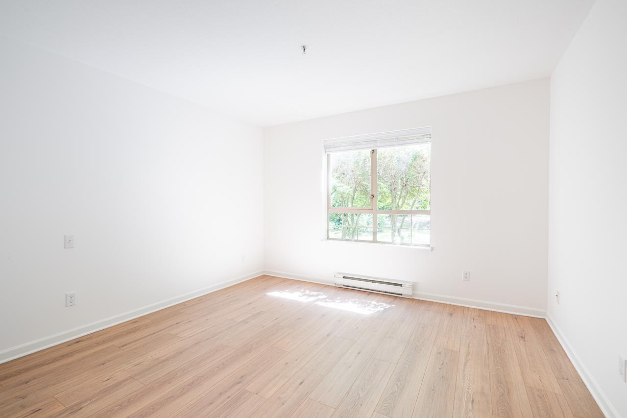 Photo 19 of 104 22025 48 Avenue, Langley BC