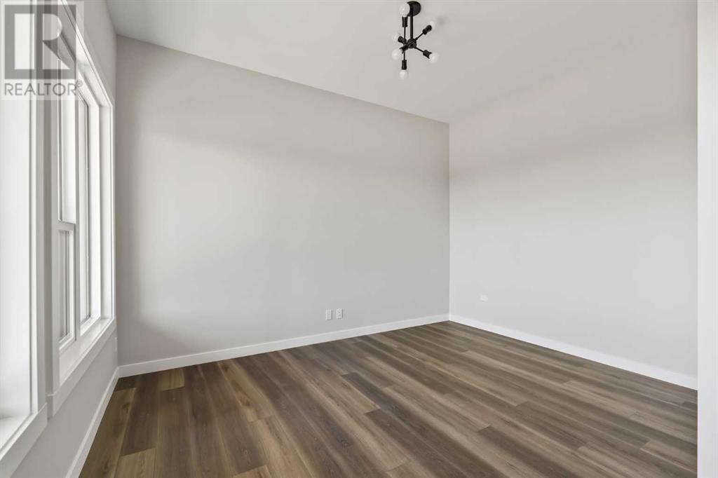 Single Family House for Sale in  Sovereign Common SW Shaganappi Calgary 