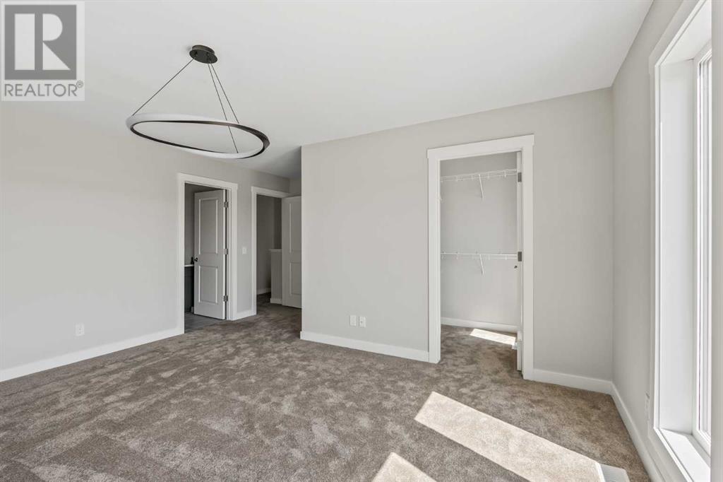 Single Family House for Sale in  Sovereign Common SW Shaganappi Calgary 