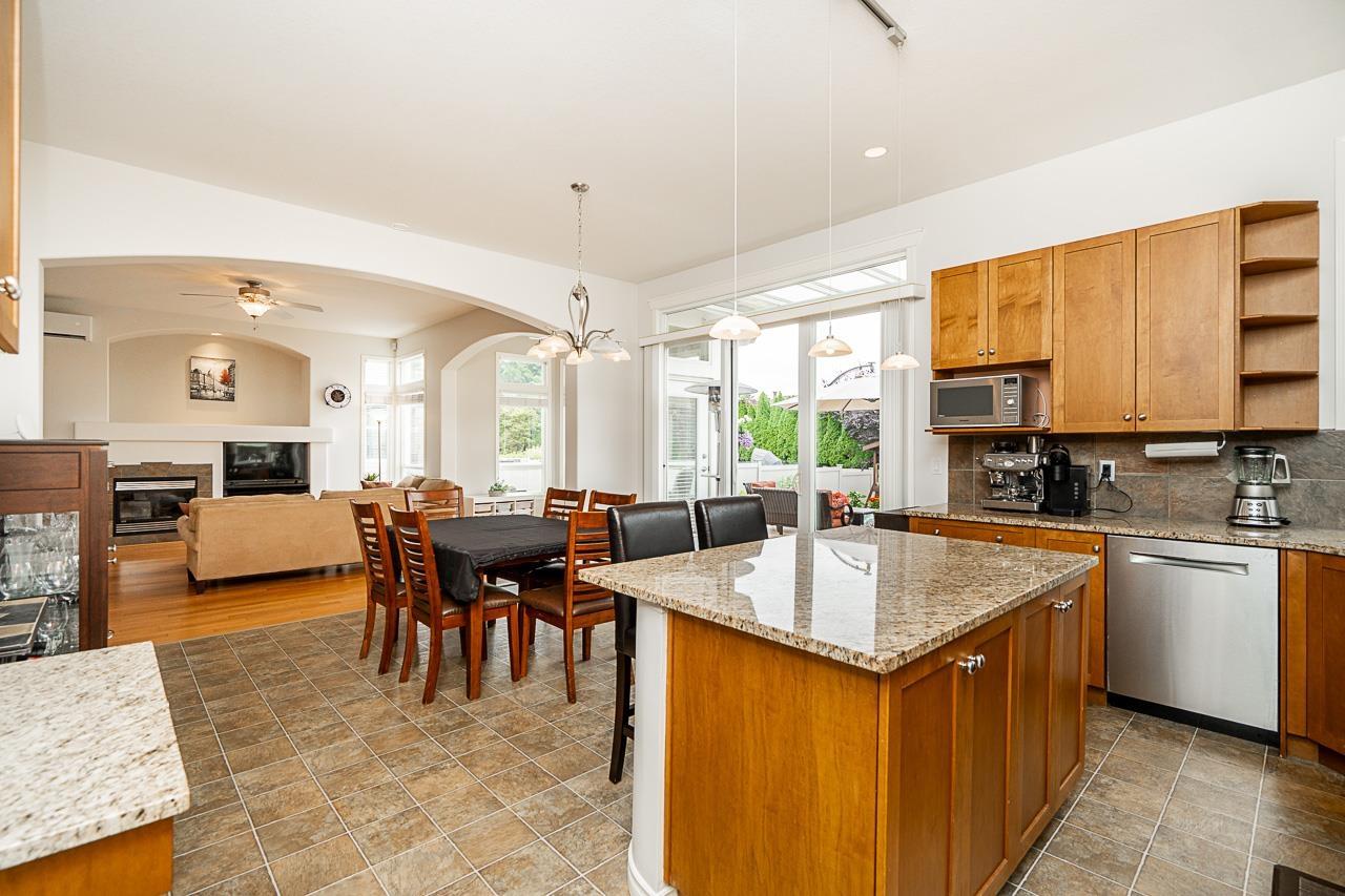 Photo 14 of 14526 58 Avenue, Surrey BC
