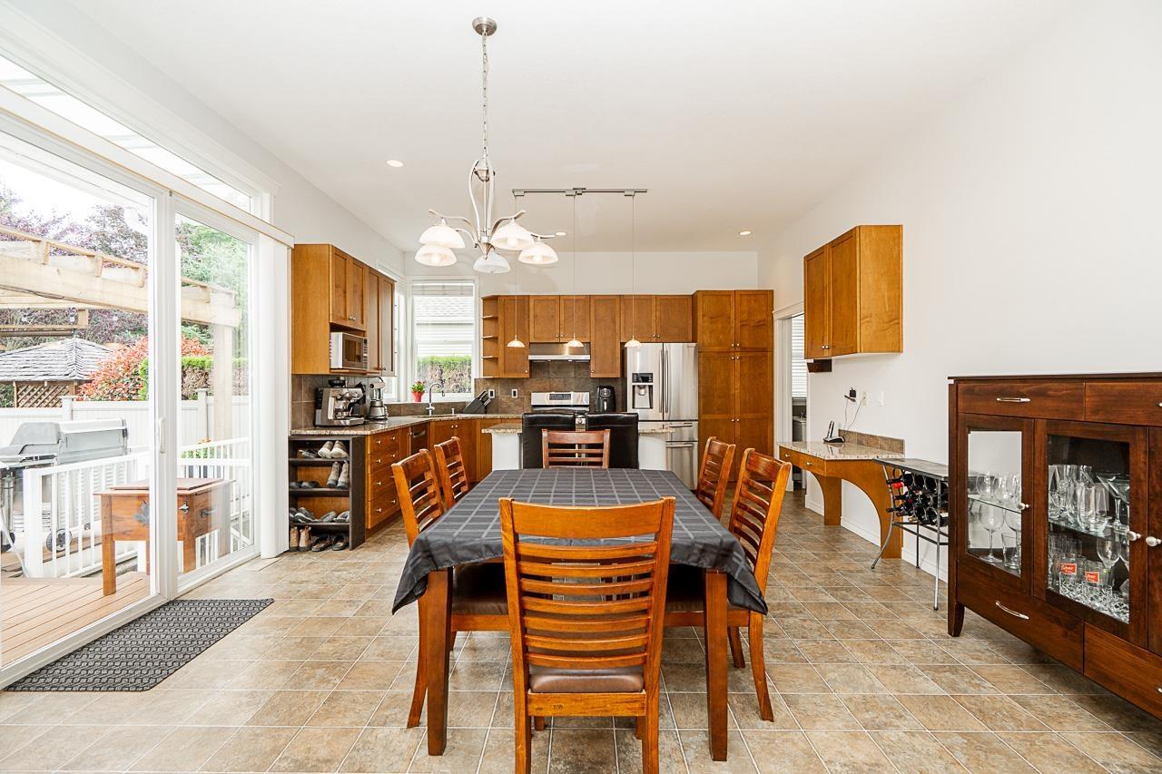 Photo 15 of 14526 58 Avenue, Surrey BC