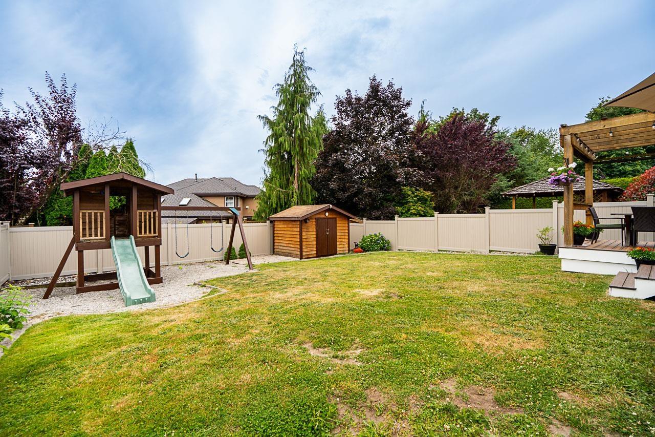 Photo 7 of 14526 58 Avenue, Surrey BC