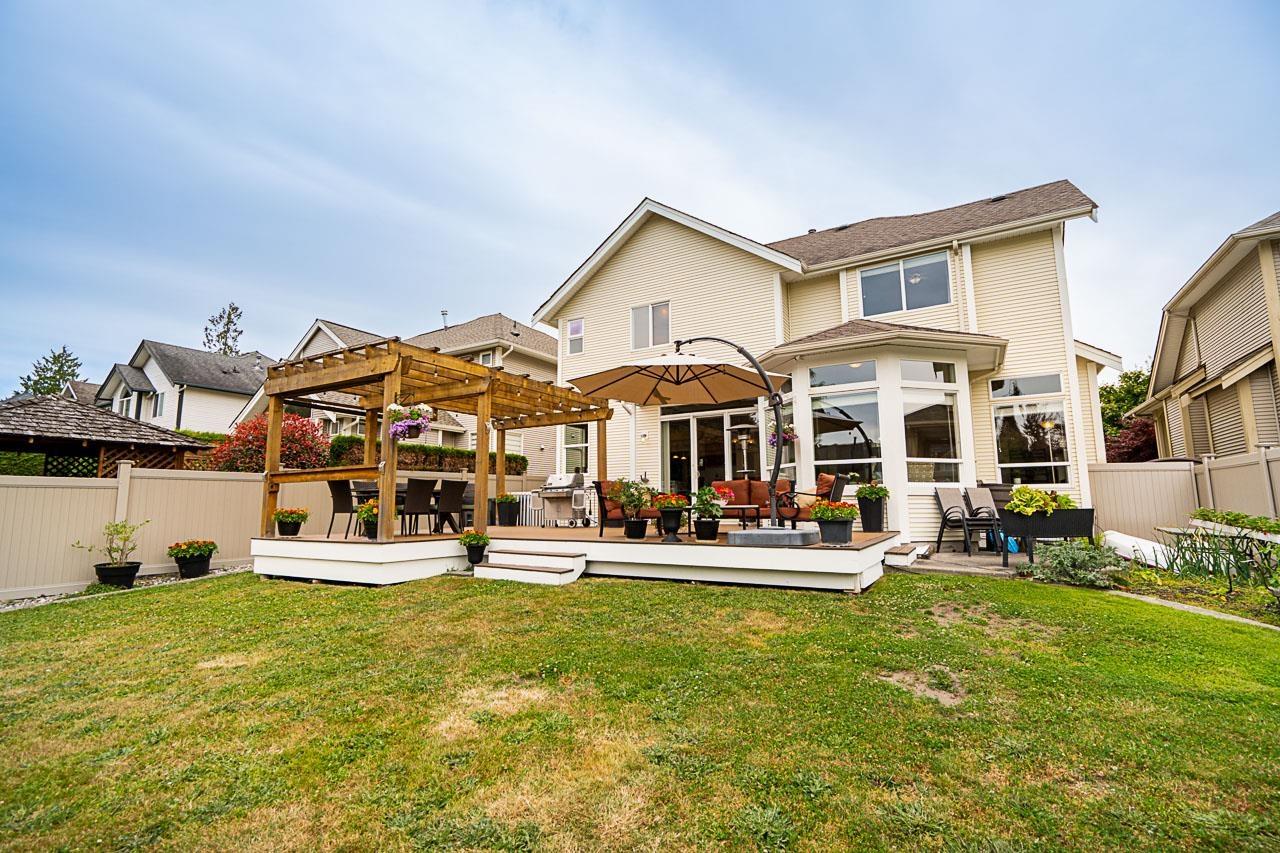 Photo 5 of 14526 58 Avenue, Surrey BC