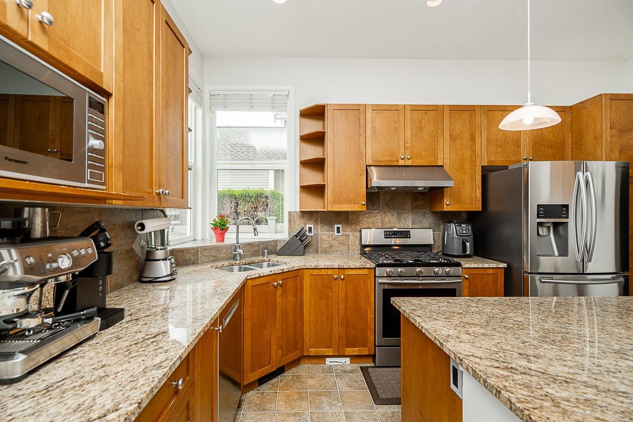 Photo 13 of 14526 58 Avenue, Surrey BC