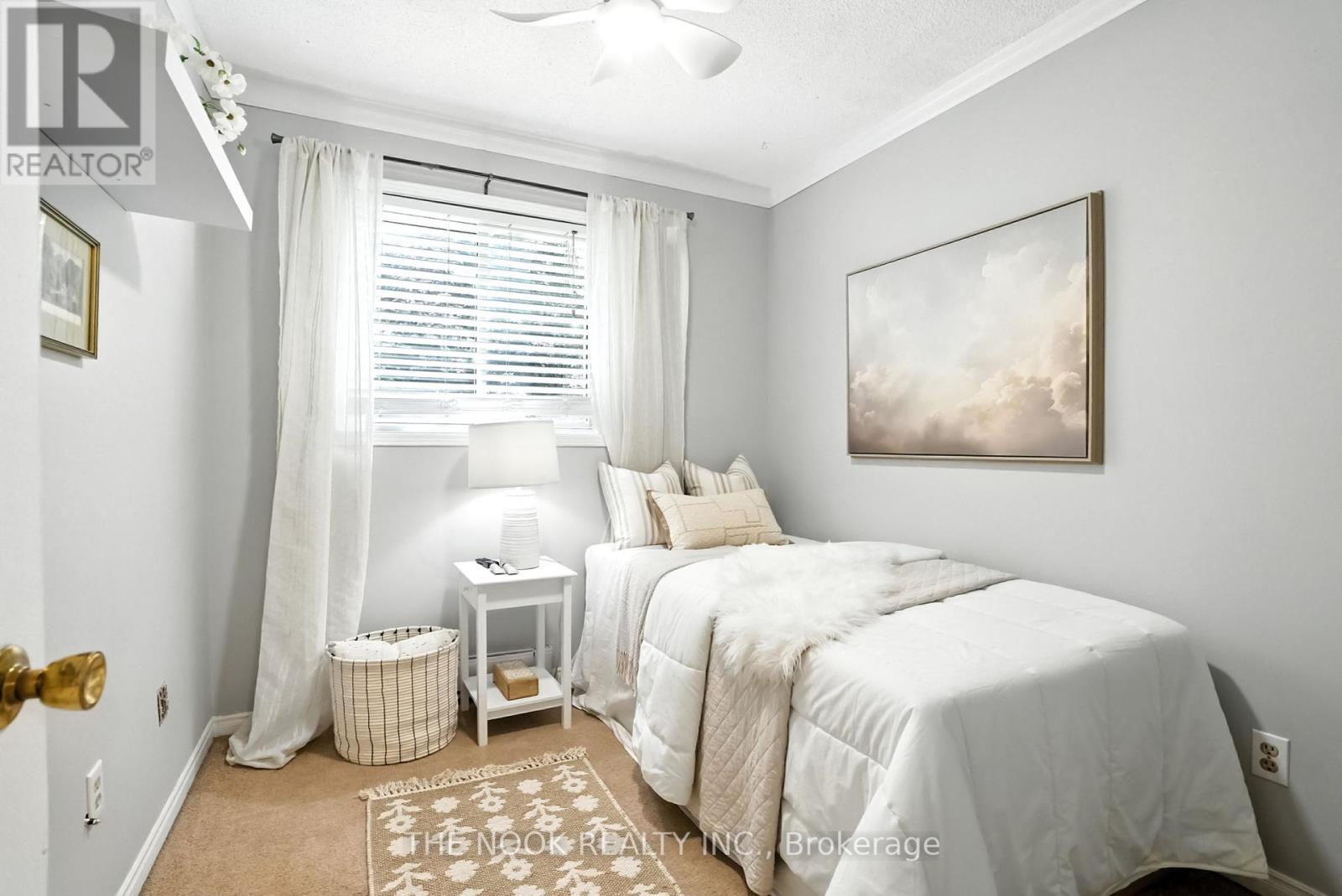 Photo 16 of 95 Turnberry Crescent, Clarington ON