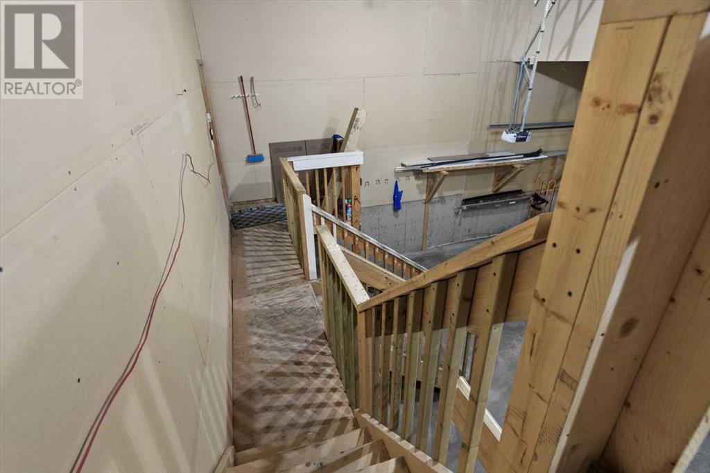 Single Family House Bi-level for Sale in  Rockywood Circle NW Rocky Ridge Calgary 