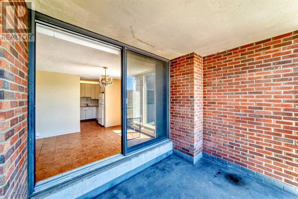 1104, 145 Point Drive NW, Calgary, Alberta