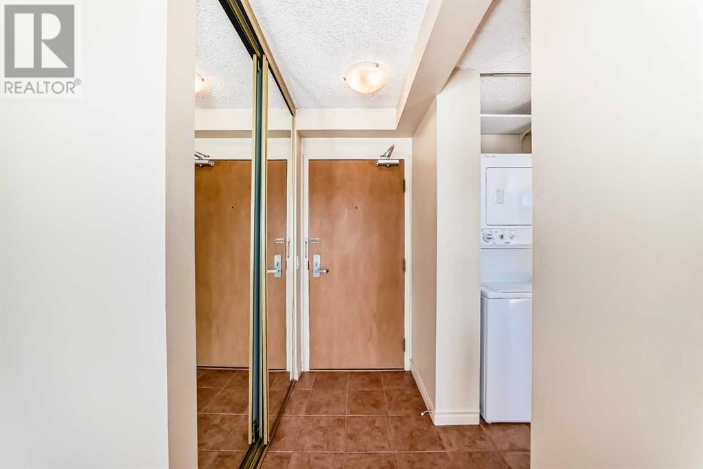 Single Family House for Sale in   Point Drive NW Point McKay Calgary 