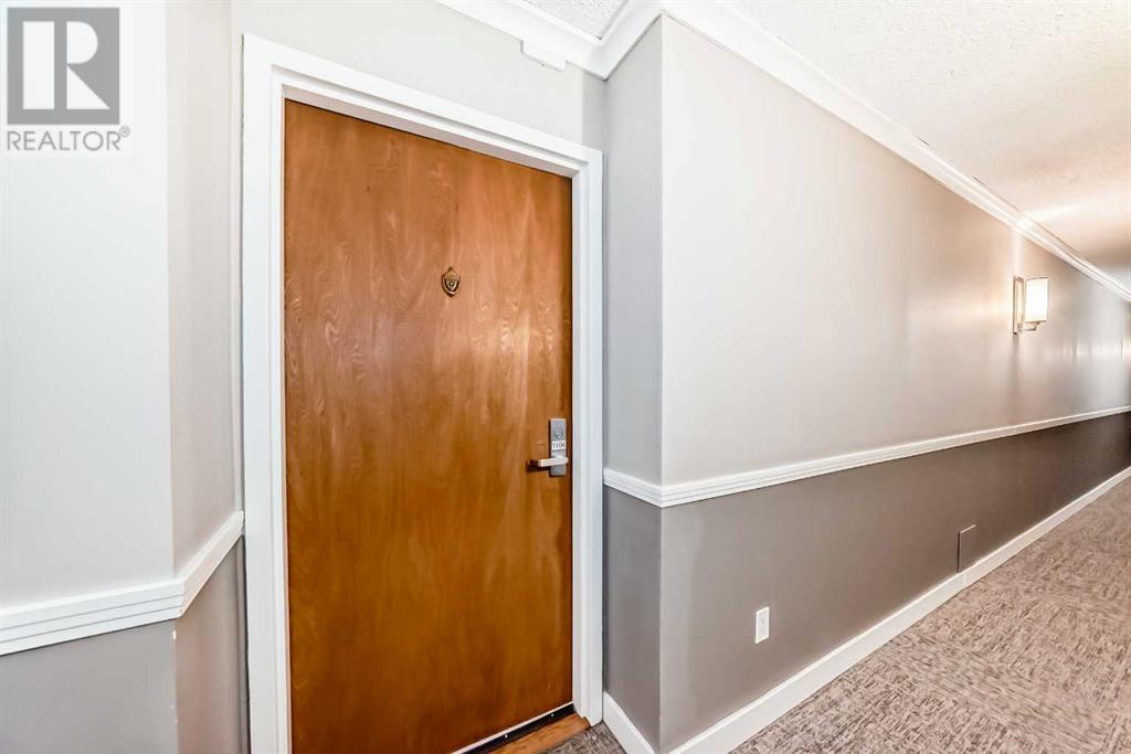 Single Family House for Sale in   Point Drive NW Point McKay Calgary 