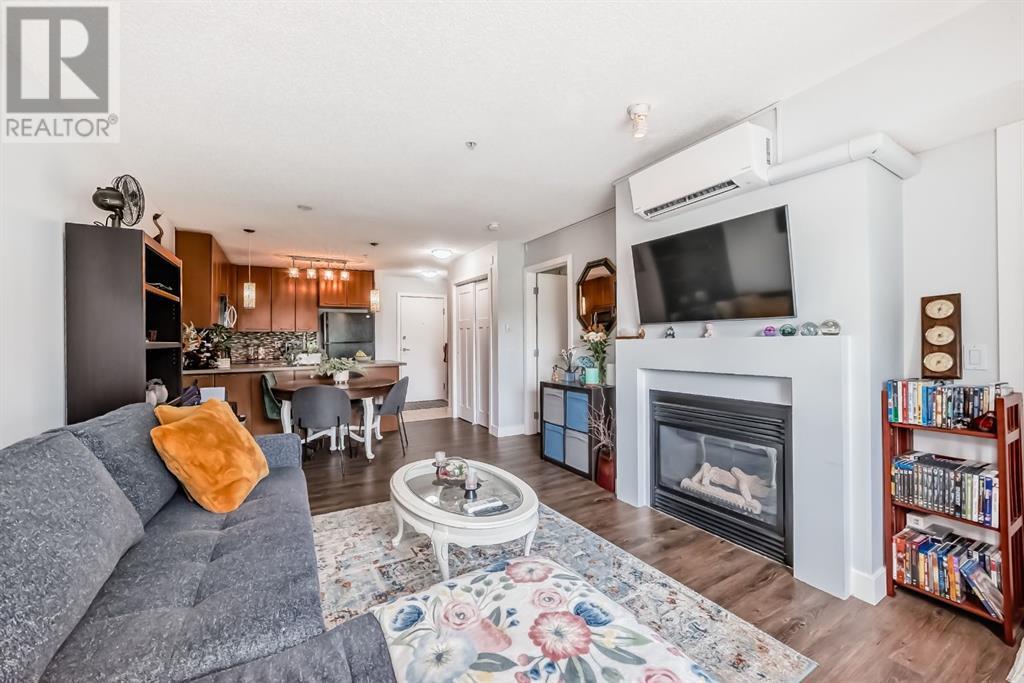 Single Family House for Sale in   Richard Court SW Lincoln Park Calgary 