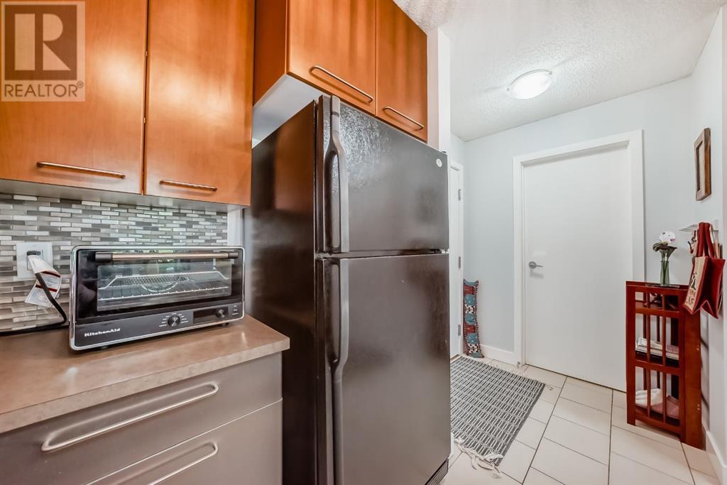 Single Family House for Sale in   Richard Court SW Lincoln Park Calgary 