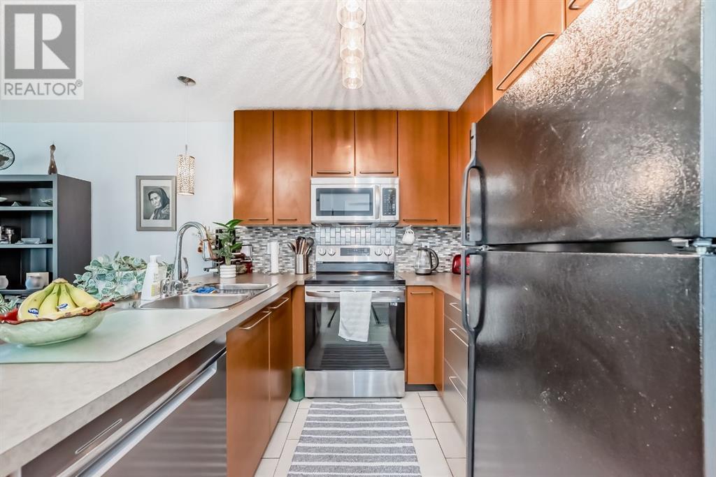 Single Family House for Sale in   Richard Court SW Lincoln Park Calgary 