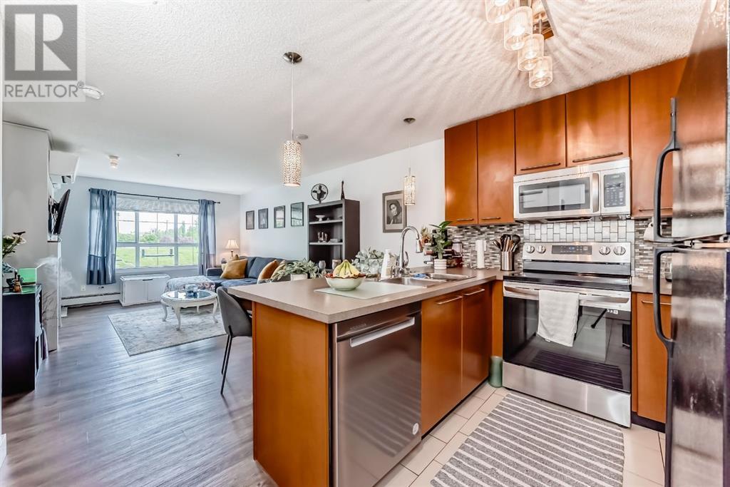 Single Family House for Sale in   Richard Court SW Lincoln Park Calgary 