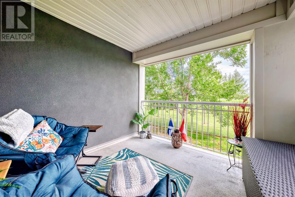 Single Family House for Sale in   Richard Court SW Lincoln Park Calgary 