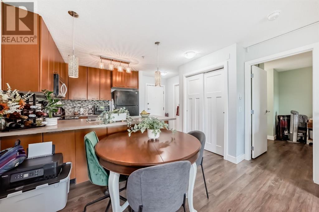 Single Family House for Sale in   Richard Court SW Lincoln Park Calgary 