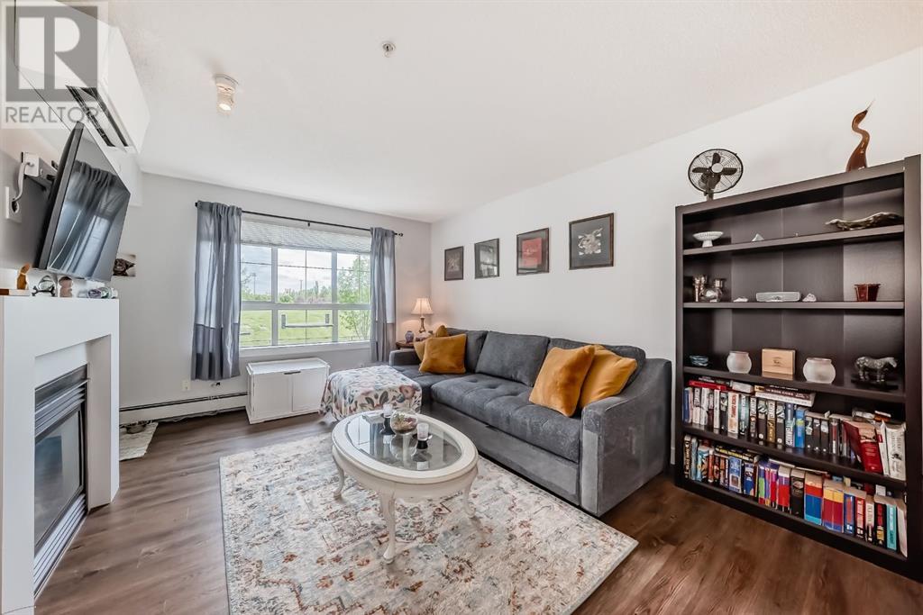 Single Family House for Sale in   Richard Court SW Lincoln Park Calgary 