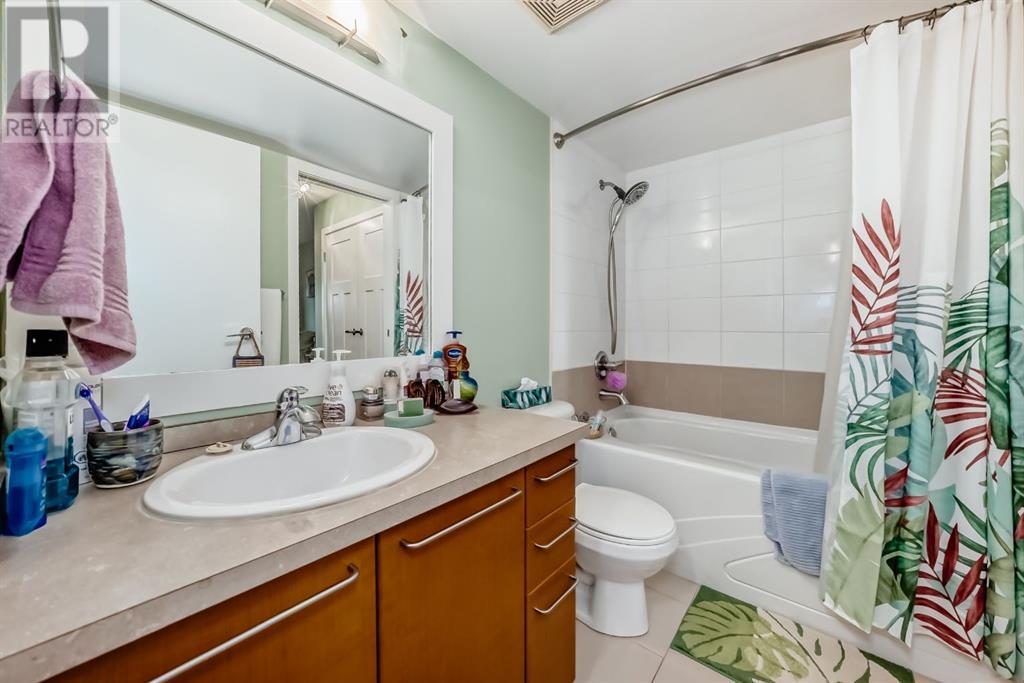 Single Family House for Sale in   Richard Court SW Lincoln Park Calgary 