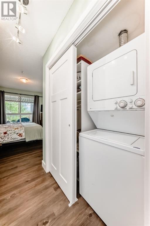 Single Family House for Sale in   Richard Court SW Lincoln Park Calgary 