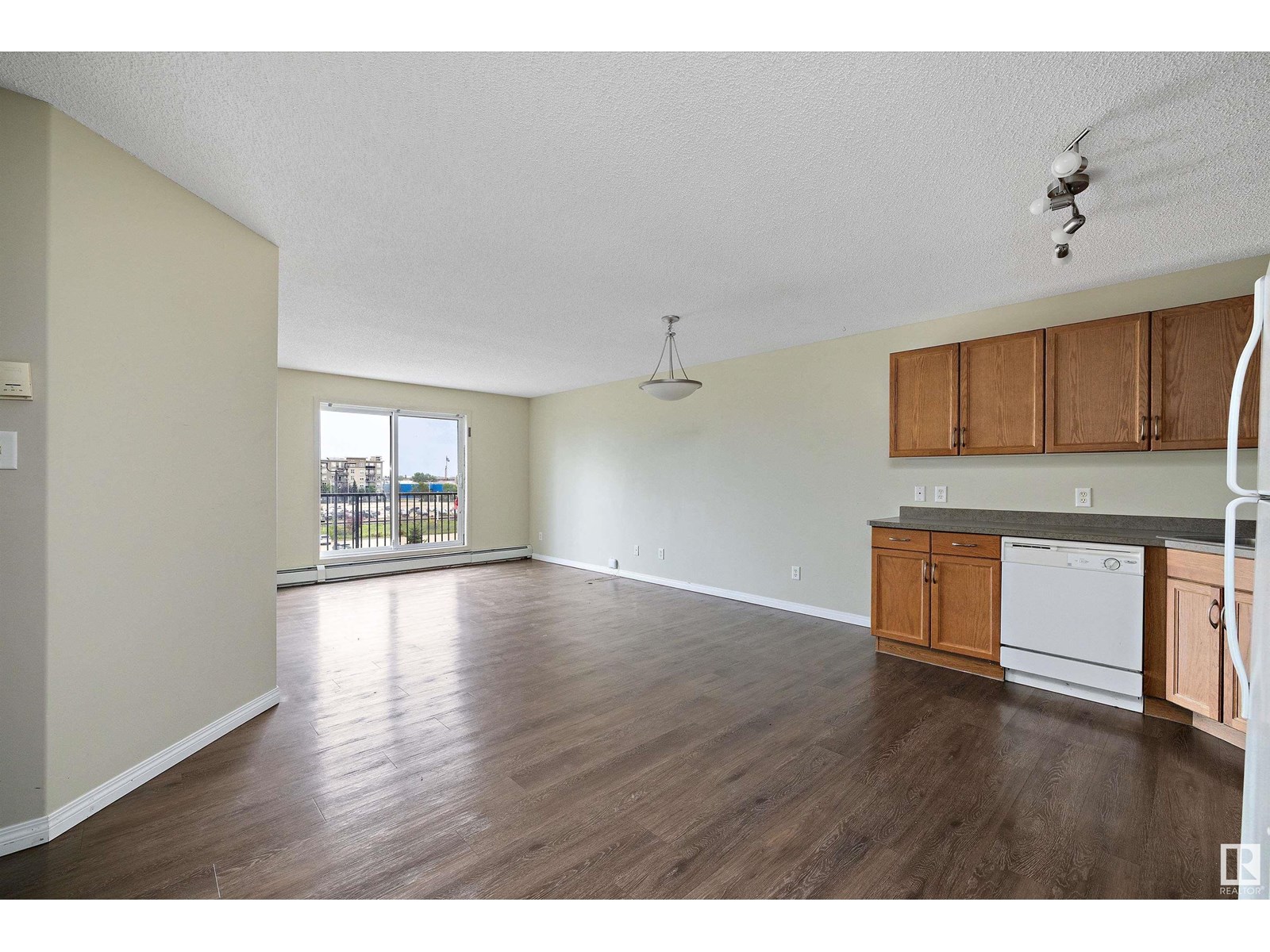 Photo 4 of 404 309 Clareview Station Dr Nw, Edmonton AB