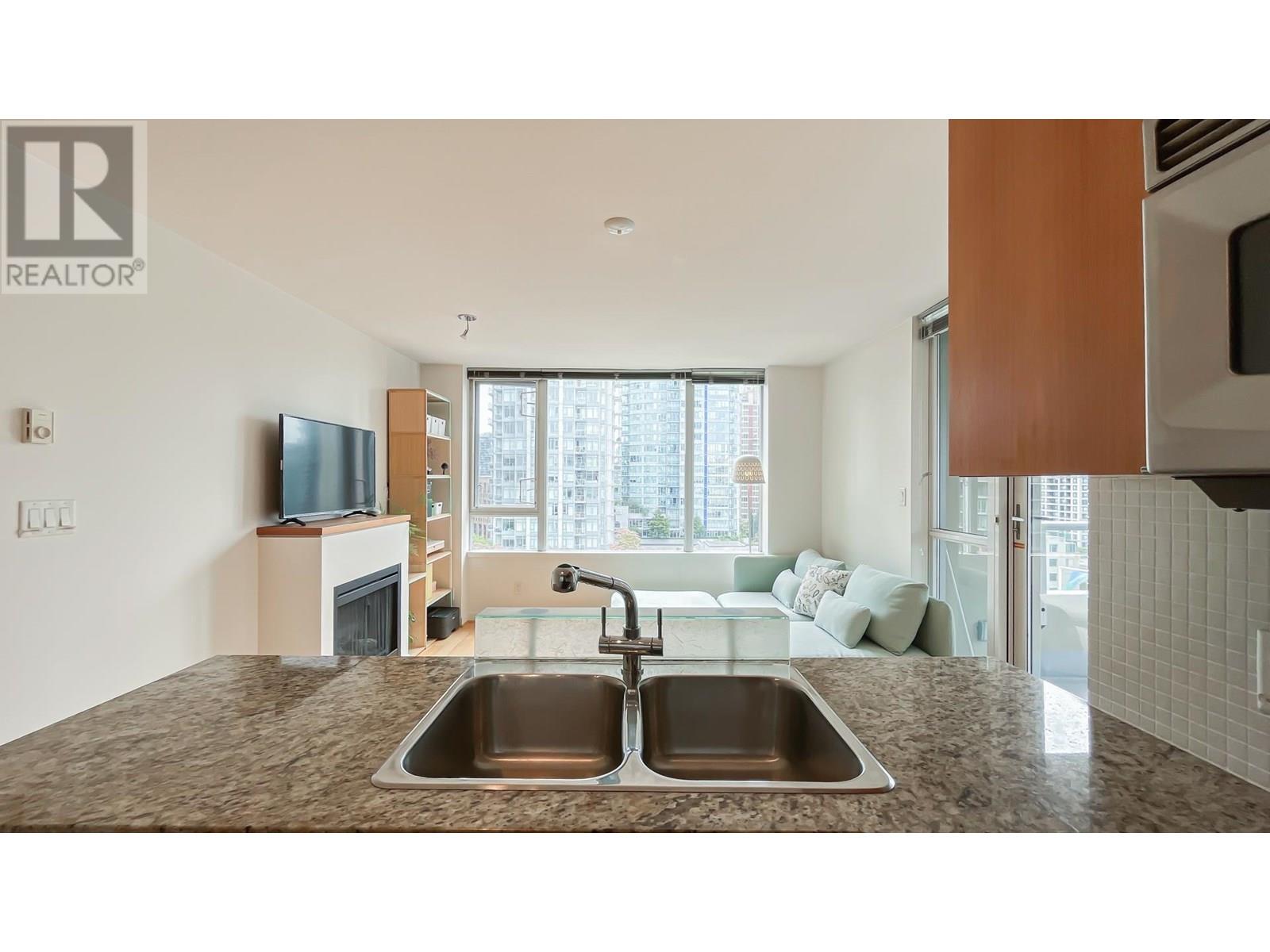 Photo 6 of 809 822 Seymour Street, Vancouver BC