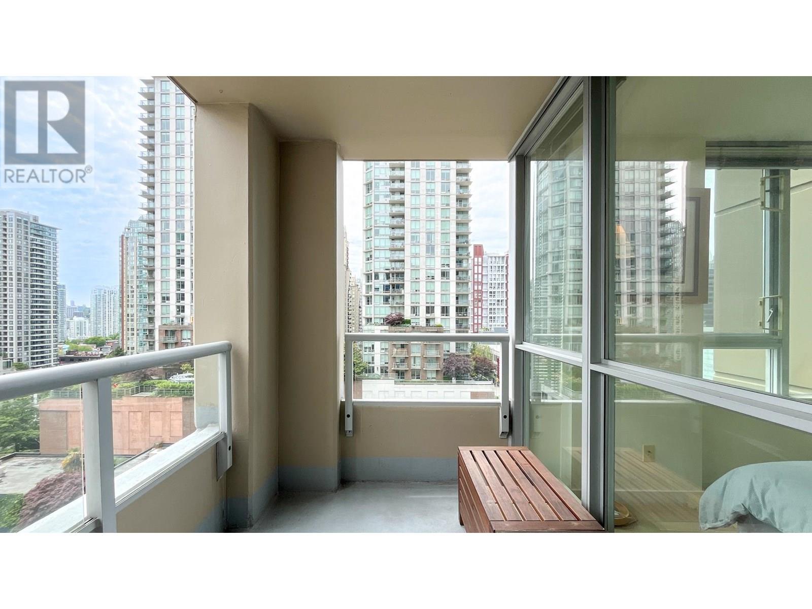 Photo 14 of 809 822 Seymour Street, Vancouver BC