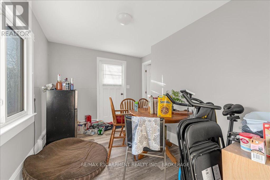 Photo 32 of 79 Burgar Street, Welland ON
