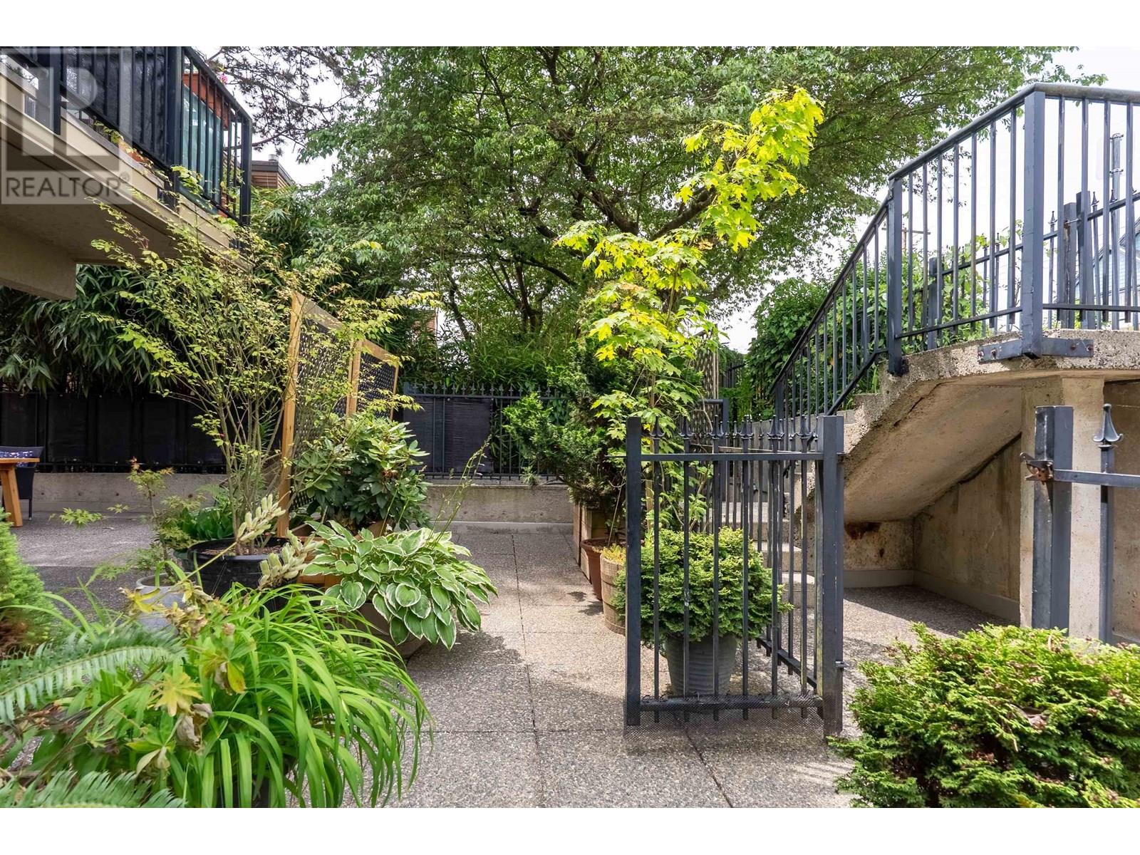 Photo 24 of 104 803 Queens Avenue, New Westminster BC
