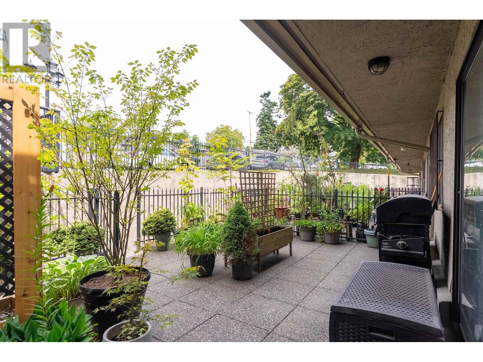 Photo 9 of 104 803 Queens Avenue, New Westminster BC