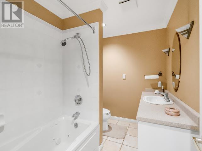 4025 SUNSET BOULEVARD, North Vancouver