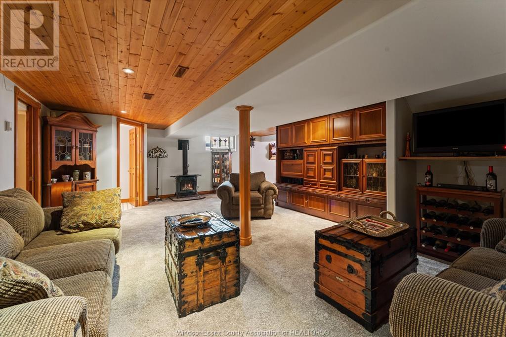 Photo 25 of 575 Wigle Street, Amherstburg ON