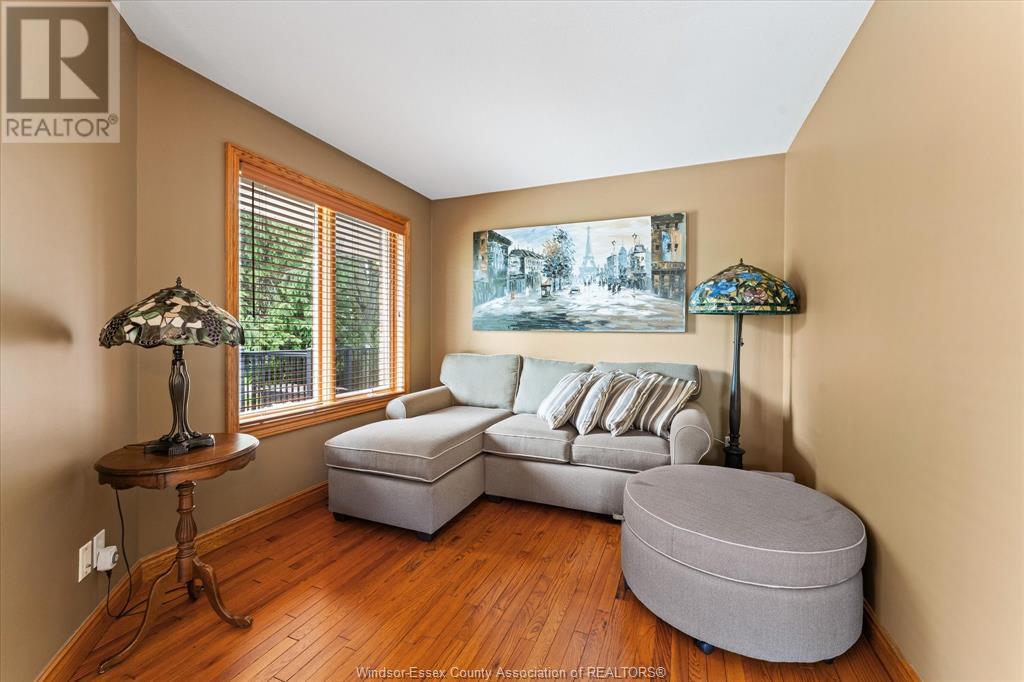 Photo 9 of 575 Wigle Street, Amherstburg ON