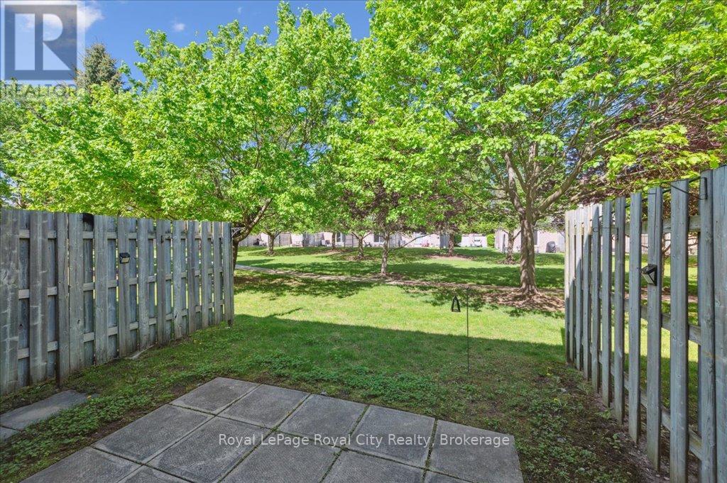 Photo 44 of 69 Roehampton Crescent, Guelph ON