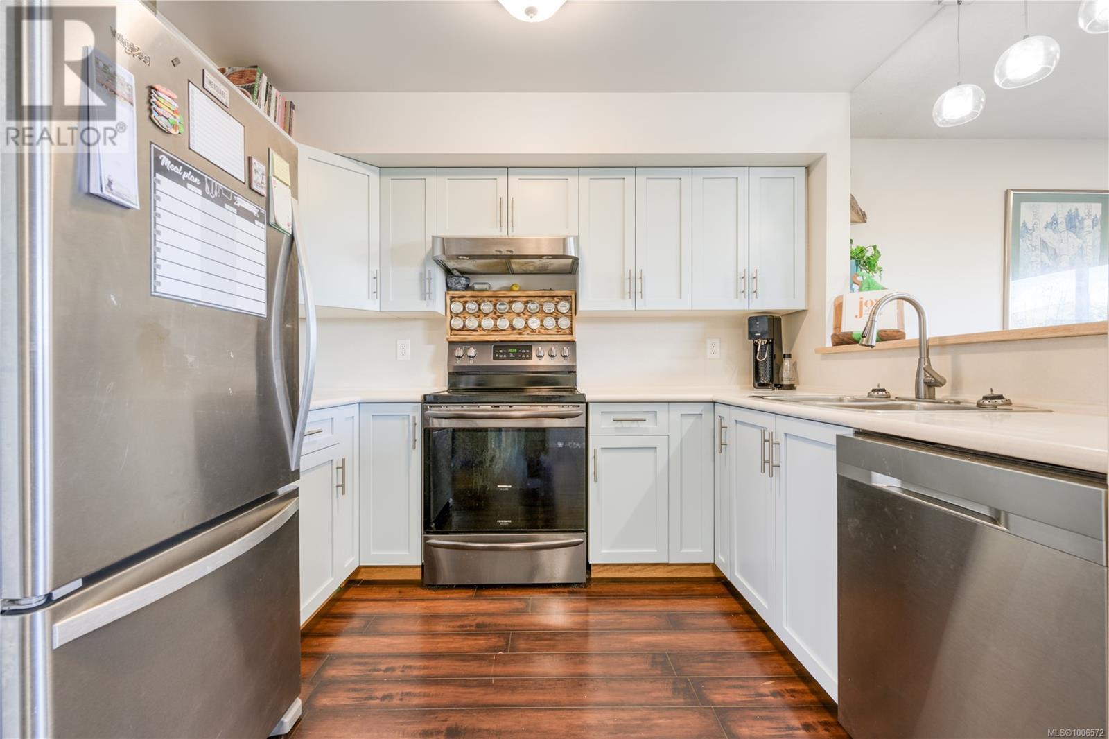 25 2697 Mine Rd, Port McNeill