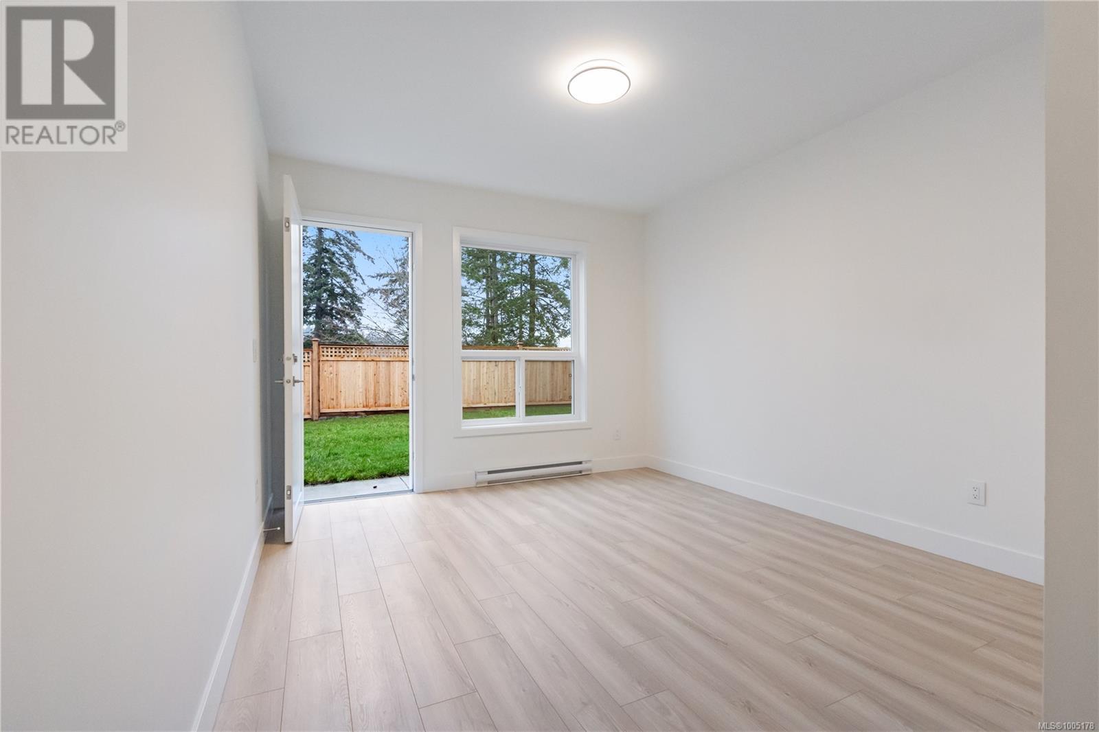 Photo 5 of 2343 Swallow Pl, Langford BC