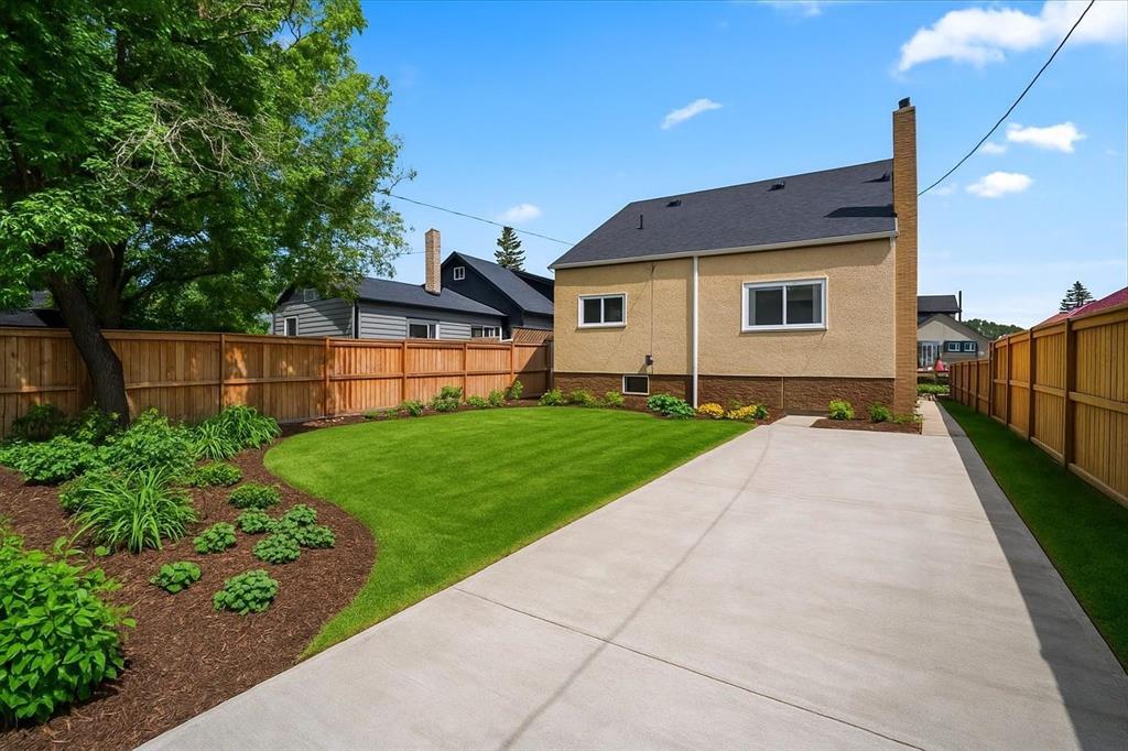 Photo 11 of 1478 Alexander Avenue, Winnipeg MB