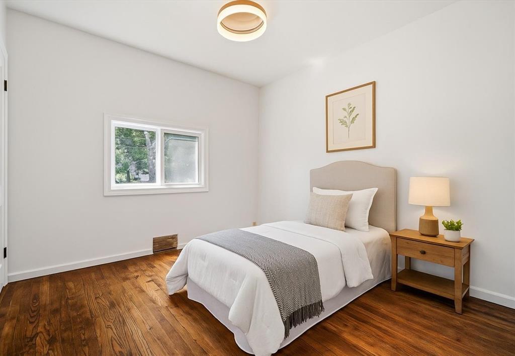 Photo 18 of 1478 Alexander Avenue, Winnipeg MB