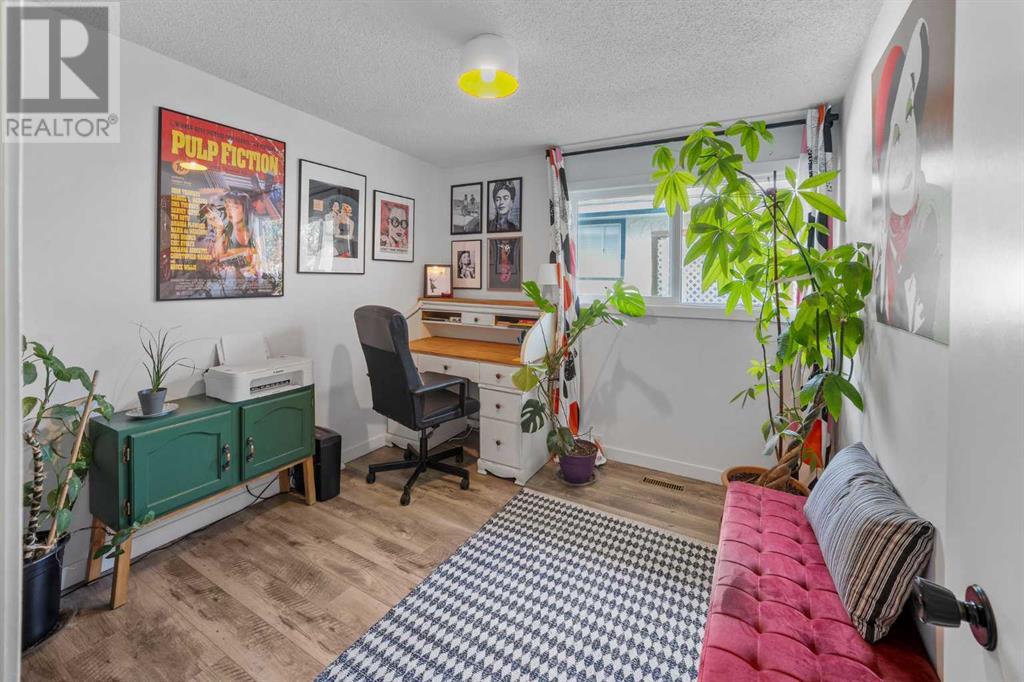 Single Family House Bungalow for Sale in  Huntford Hill NE Huntington Hills Calgary 