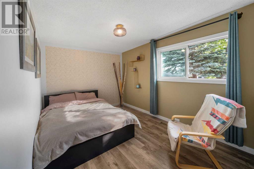 Single Family House Bungalow for Sale in  Huntford Hill NE Huntington Hills Calgary 