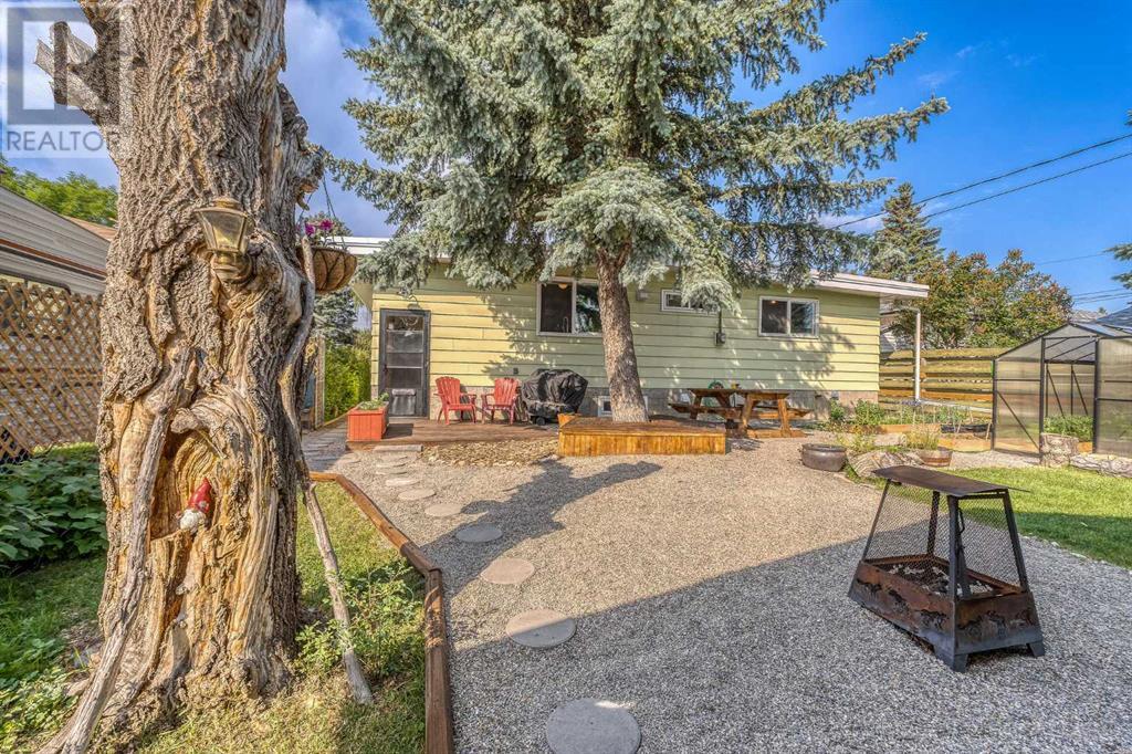 Single Family House Bungalow for Sale in  Huntford Hill NE Huntington Hills Calgary 