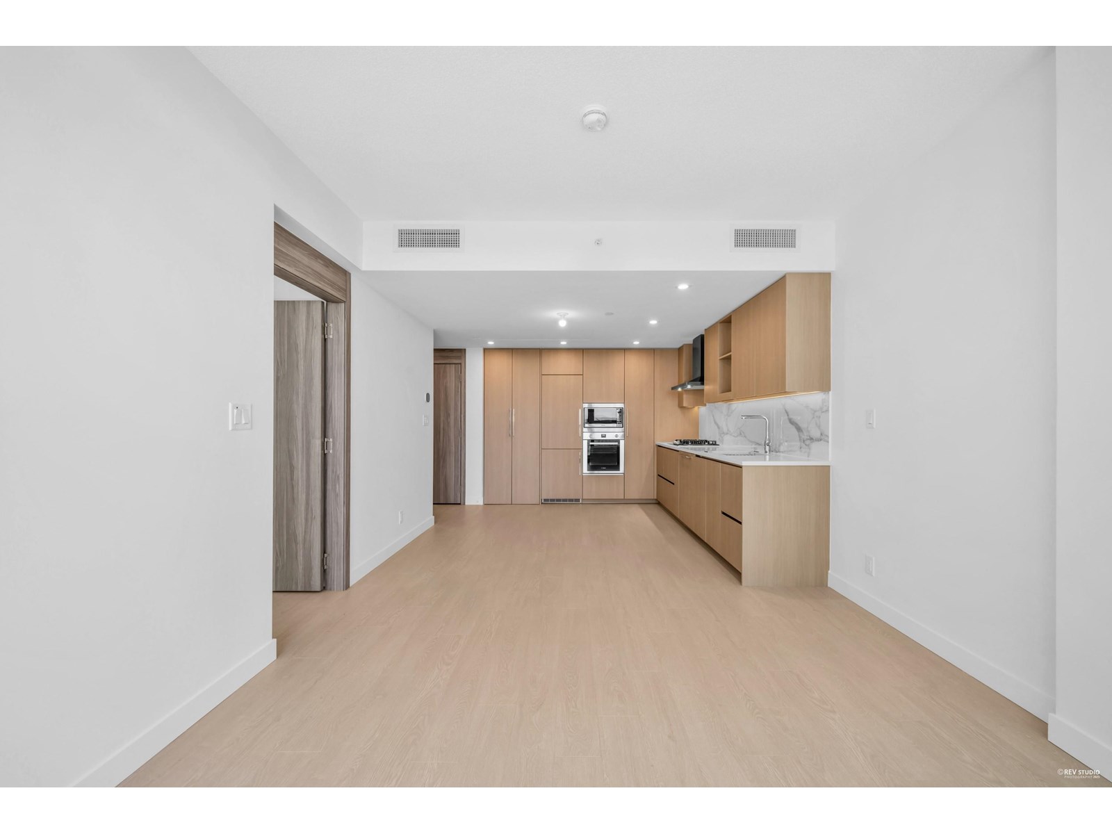 Photo 8 of 3006 13778 100 Avenue, Surrey BC