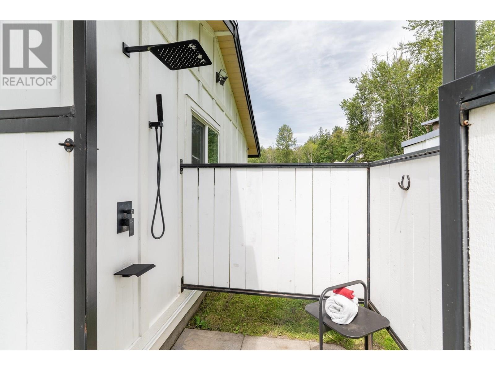 Photo 28 of 24991 100 Avenue, Maple Ridge BC