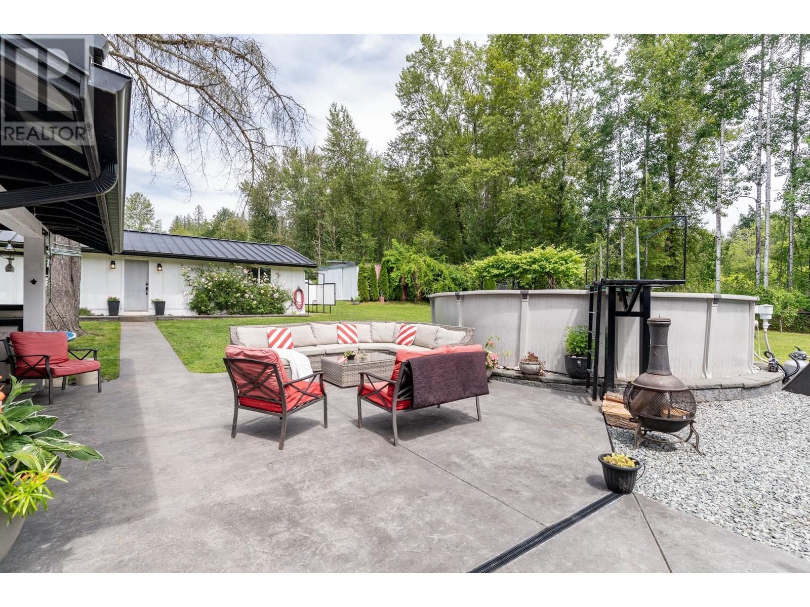 Photo 25 of 24991 100 Avenue, Maple Ridge BC