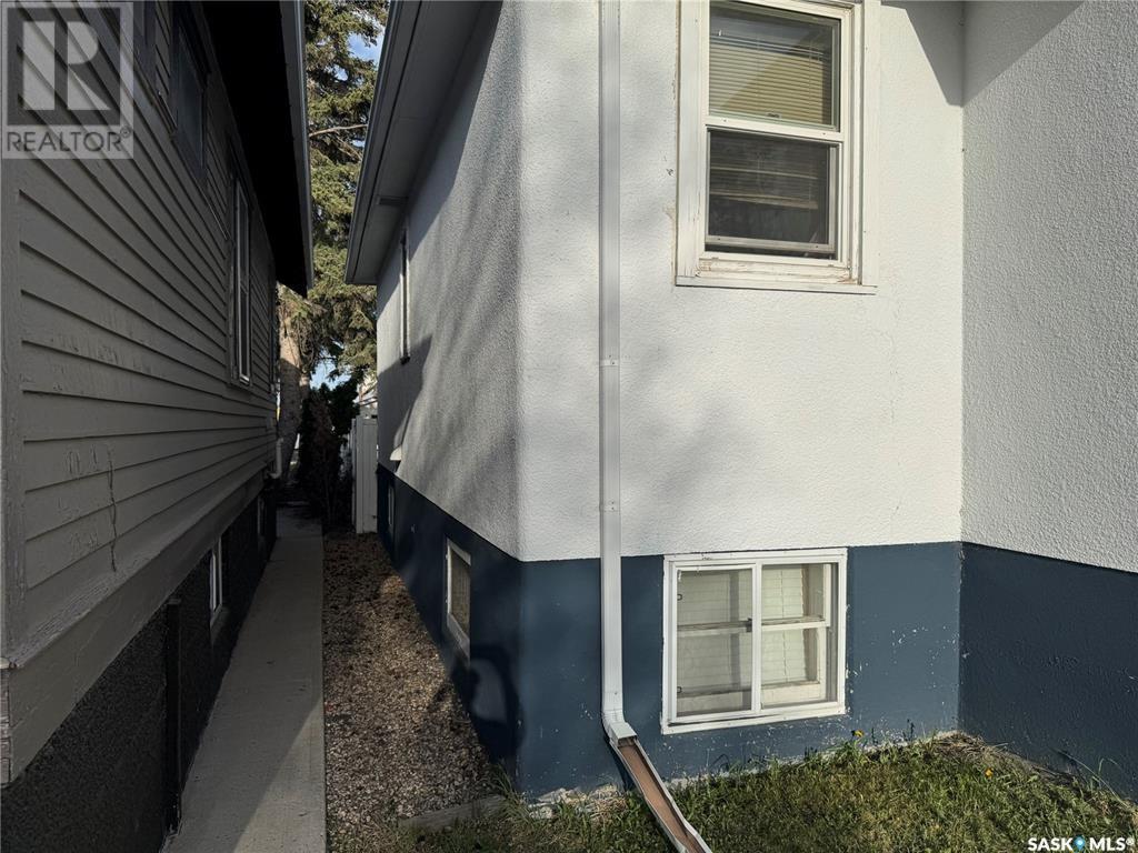 Photo 4 of 1873 Broder Street, Regina SK