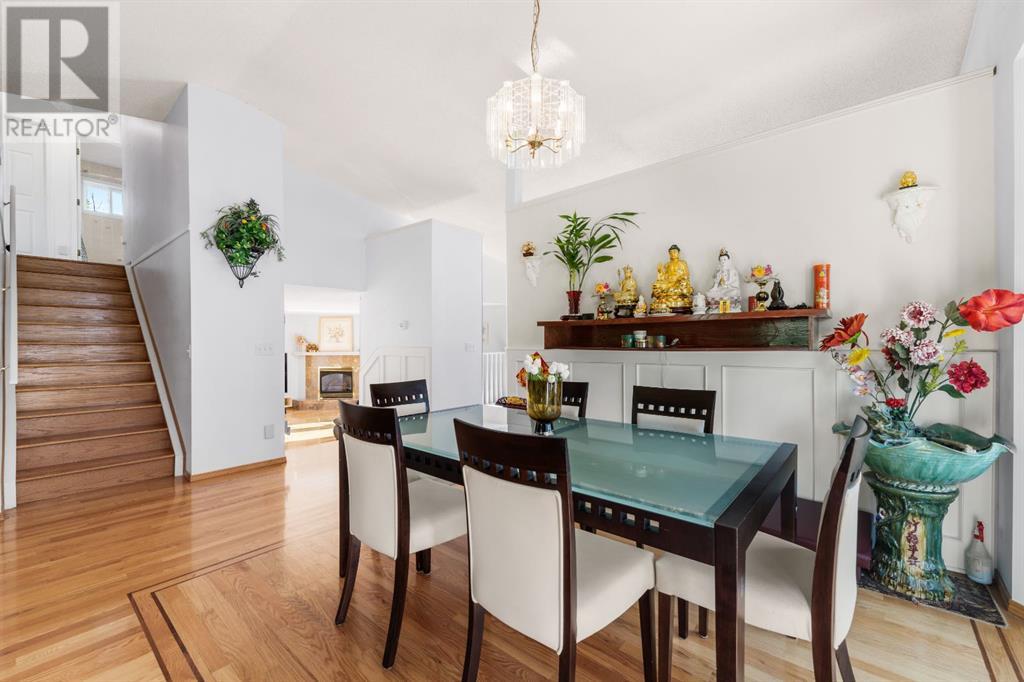 Single Family House 5 Level for Sale in  Sierra Morena Boulevard SW Signal Hill Calgary 