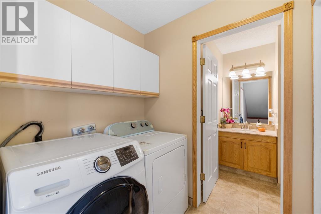 Single Family House 5 Level for Sale in  Sierra Morena Boulevard SW Signal Hill Calgary 