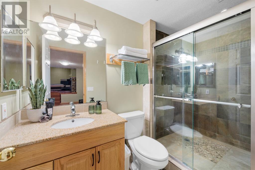 Single Family House 5 Level for Sale in  Sierra Morena Boulevard SW Signal Hill Calgary 