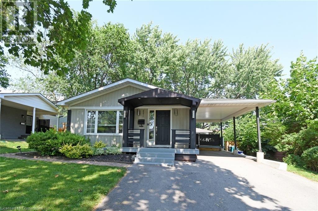 Photo 1 of 2271 Sheffield Drive, Burlington ON
